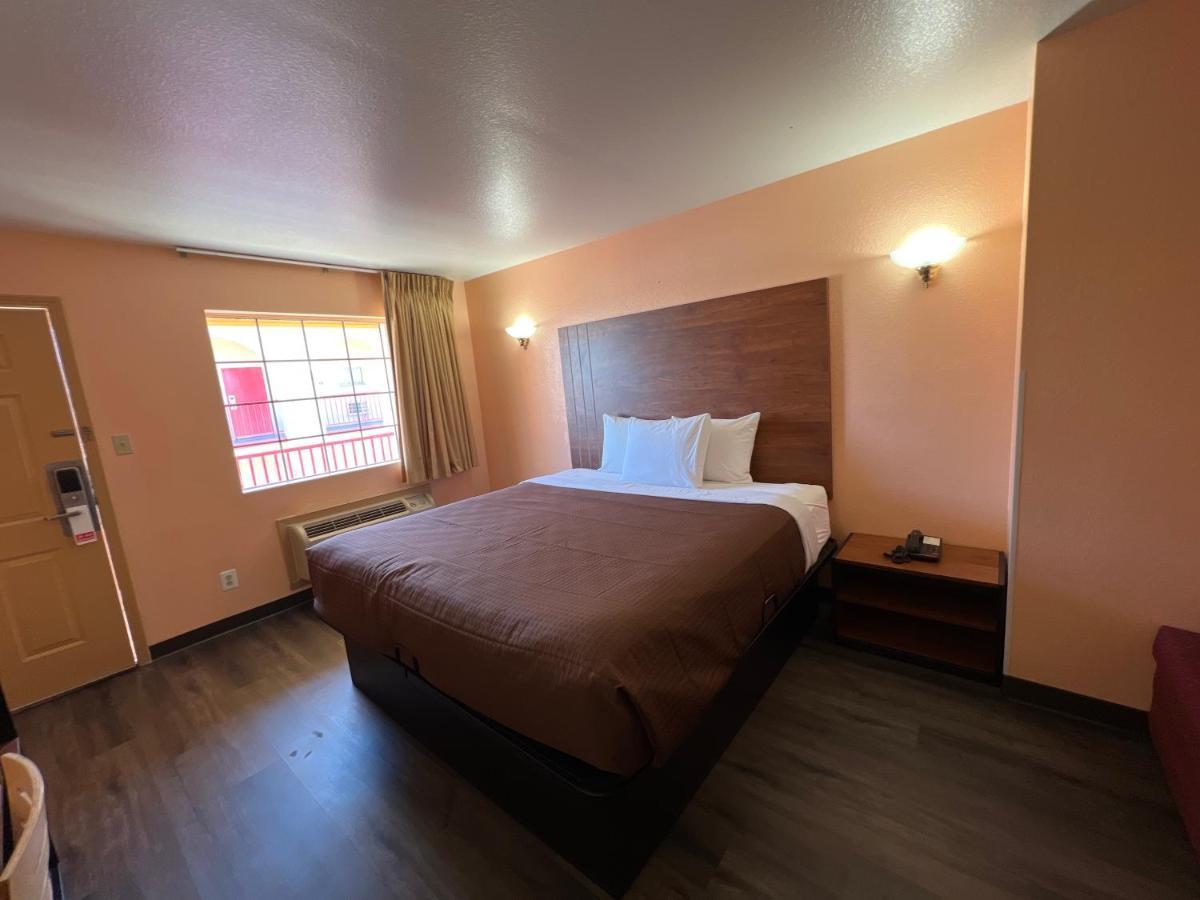 Executive Inn & Suites Lackland Afb サンアントニオ エクステリア 写真