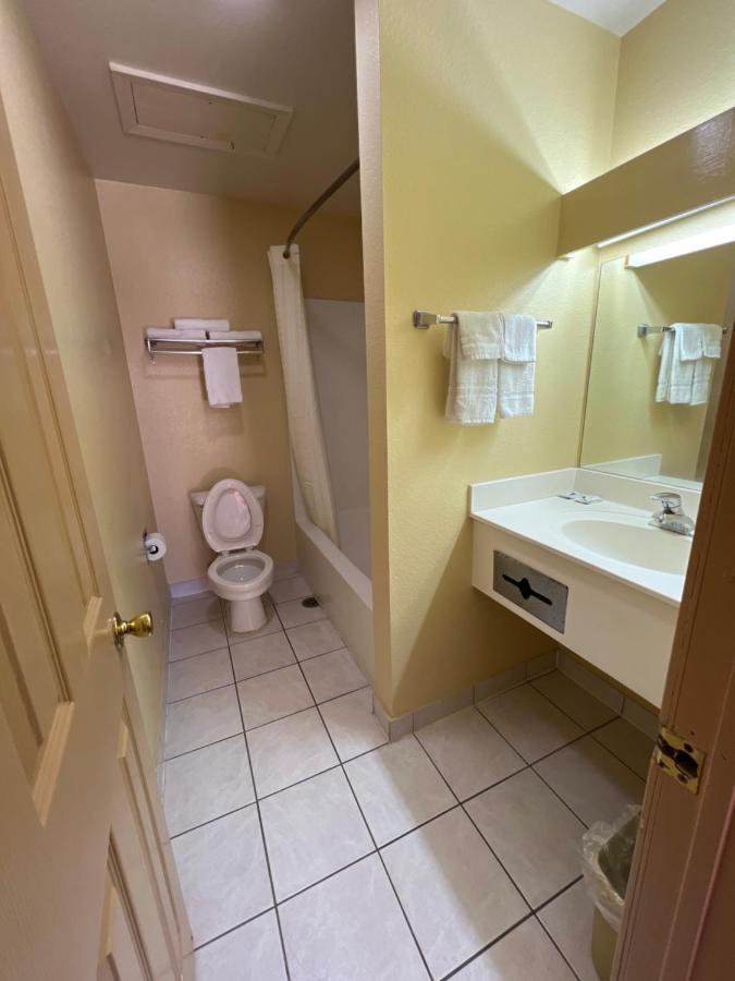 Executive Inn & Suites Lackland Afb サンアントニオ エクステリア 写真